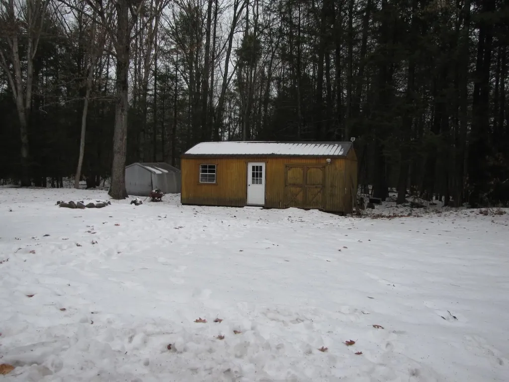 14 Country Acres Road Sandown NH 03873
