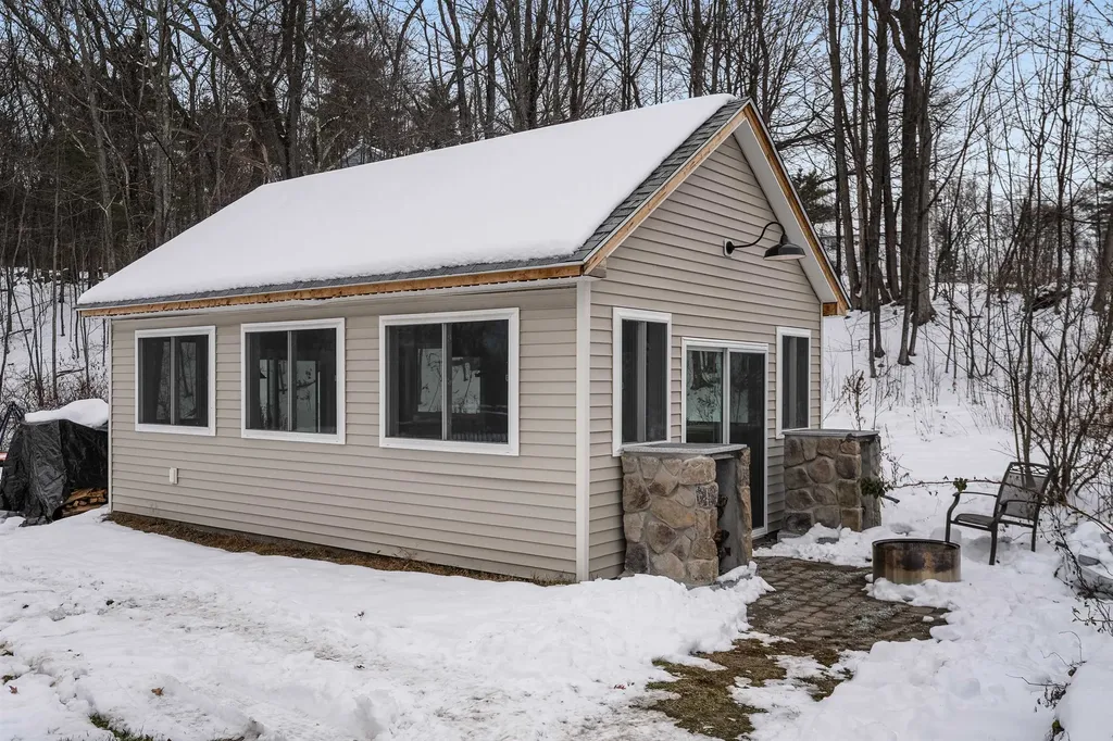 46 Noyes Road Londonderry NH 03053