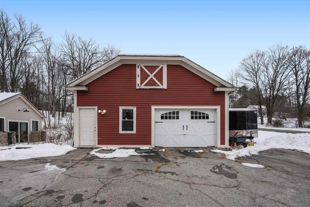 46 Noyes Road Londonderry NH 03053