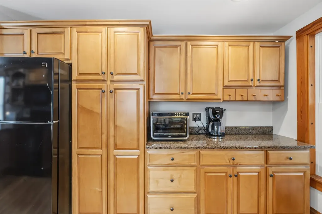 46 Noyes Road Londonderry NH 03053