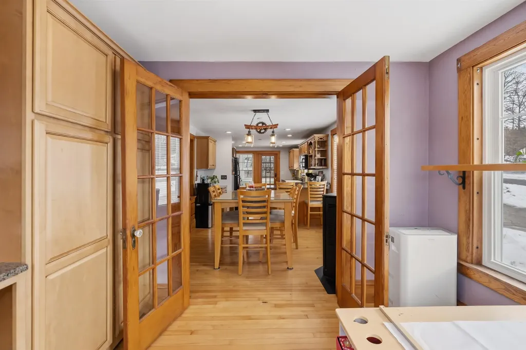 46 Noyes Road Londonderry NH 03053