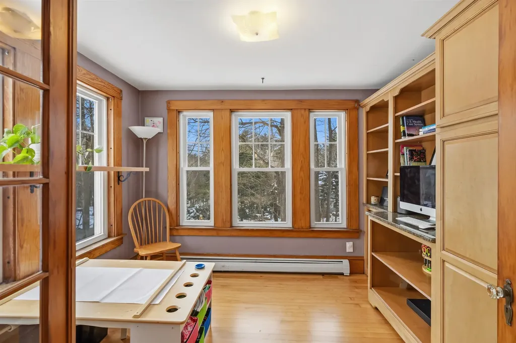 46 Noyes Road Londonderry NH 03053