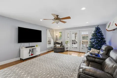 46 Noyes Road Londonderry NH 03053