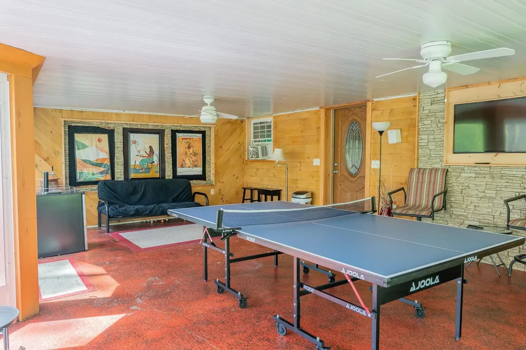 2 Alex Court Somersworth NH 03878