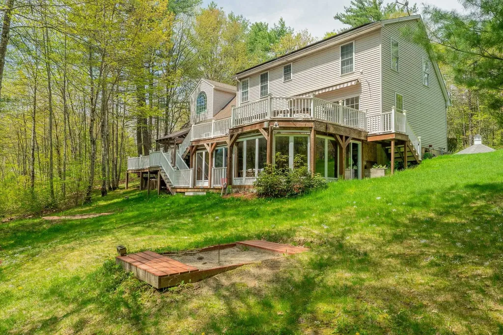 2 Alex Court Somersworth NH 03878
