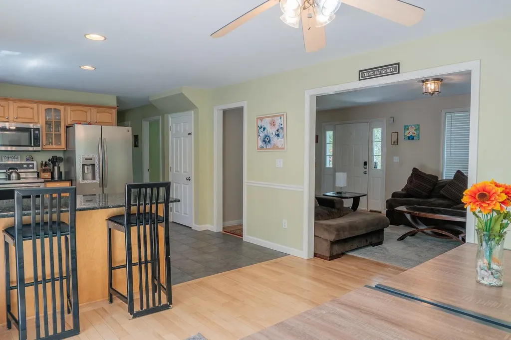 2 Alex Court Somersworth NH 03878