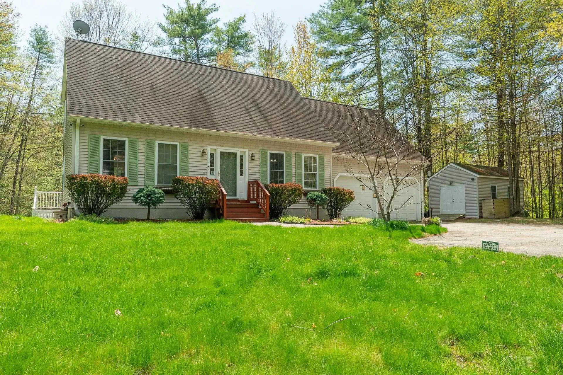 2 Alex Court Somersworth NH 03878