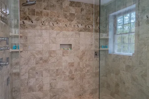 2 Alex Court Somersworth NH 03878