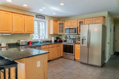 2 Alex Court Somersworth NH 03878