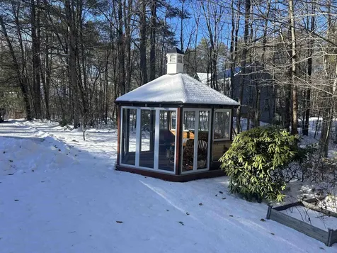 2 Alex Court Somersworth NH 03878