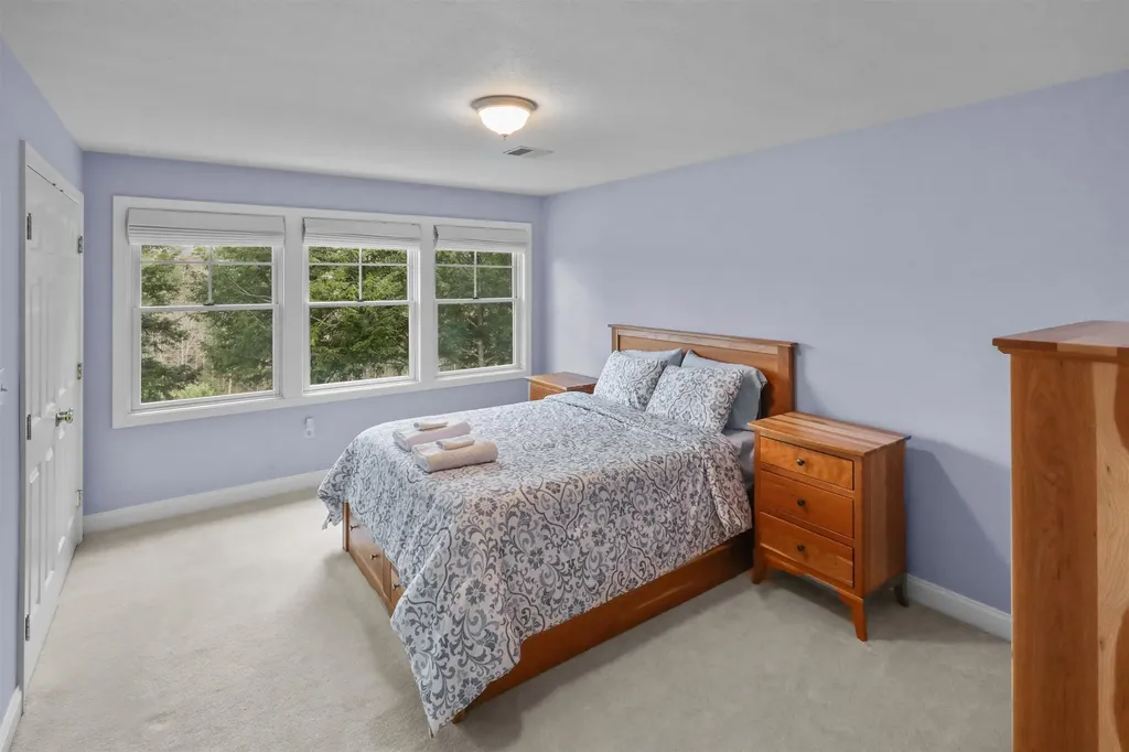 19 Linkside Drive Thornton NH 03285