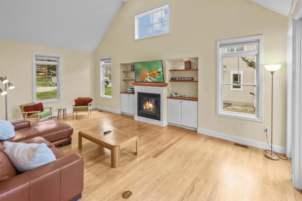 19 Linkside Drive Thornton NH 03285