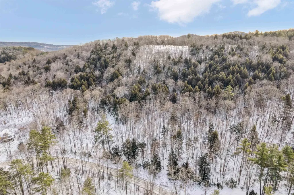 167 Leons Lane Sharon VT 05065