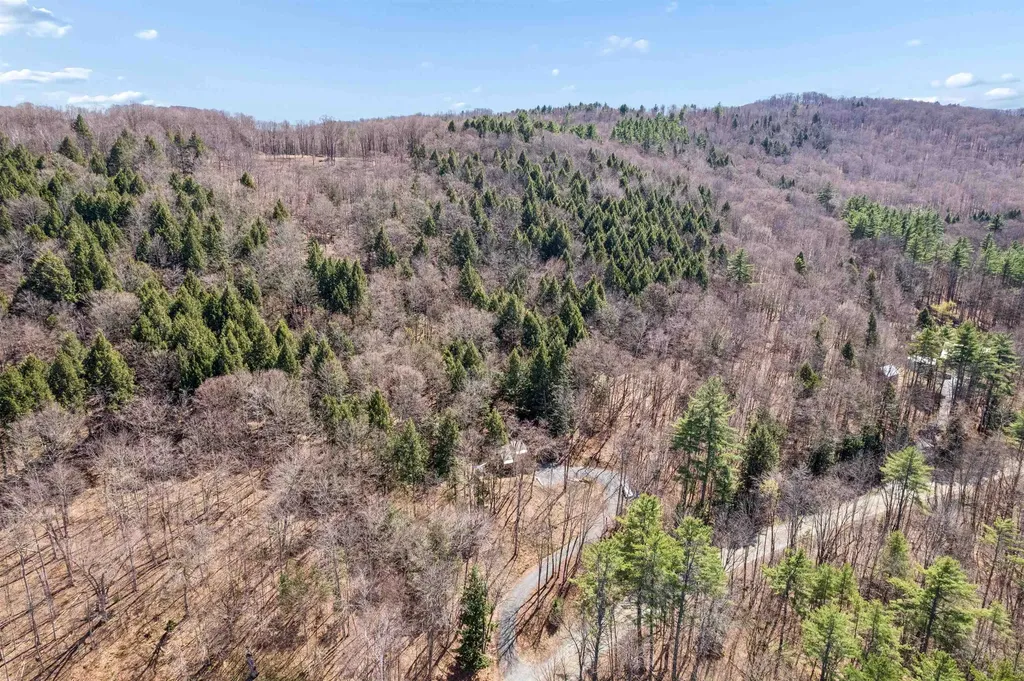 167 Leons Lane Sharon VT 05065