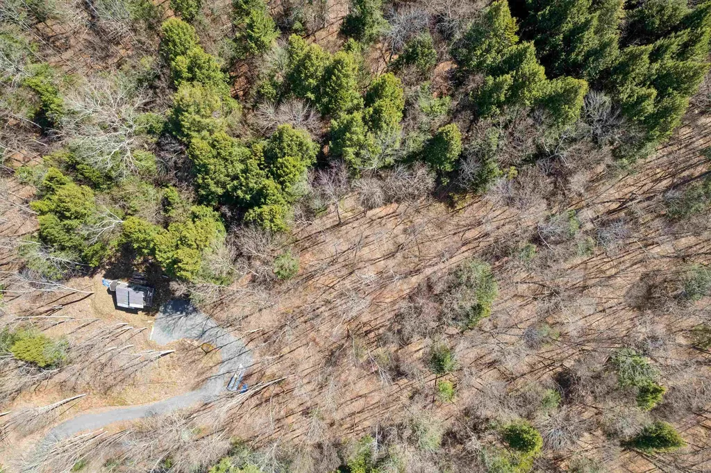 167 Leons Lane Sharon VT 05065