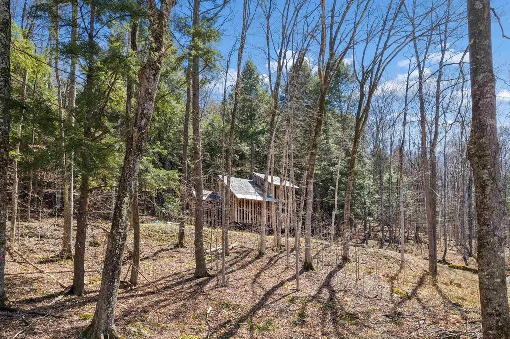 167 Leons Lane Sharon VT 05065
