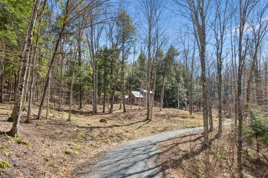 167 Leons Lane Sharon VT 05065