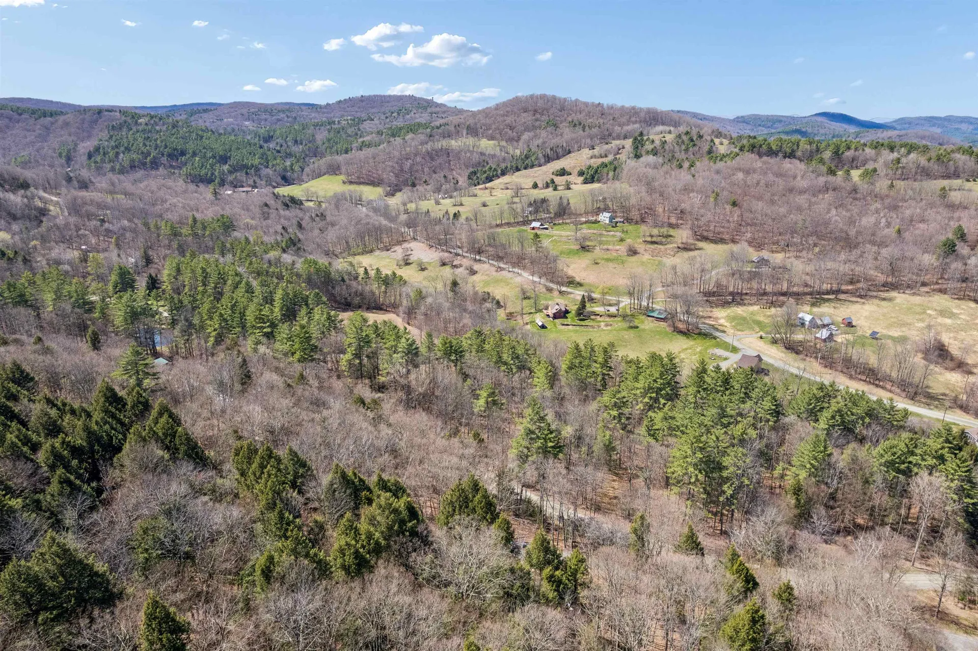 167 Leons Lane Sharon VT 05065