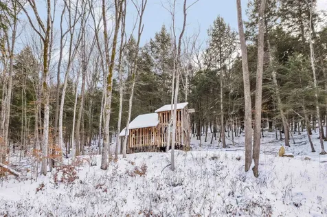 167 Leons Lane Sharon VT 05065