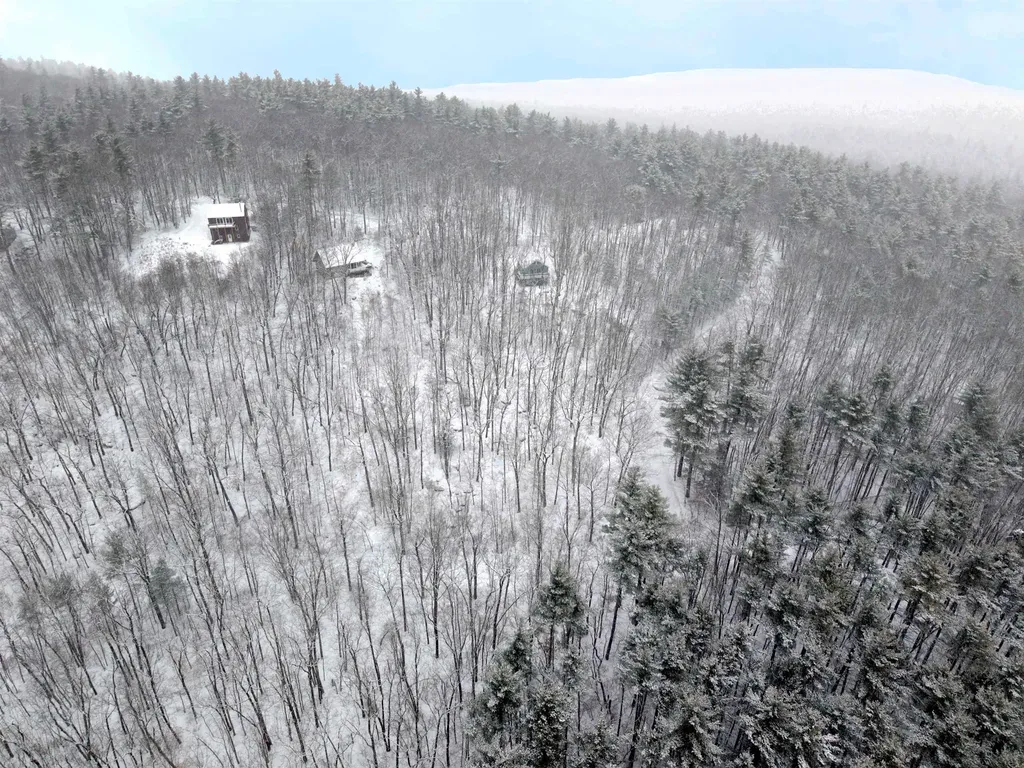 22 West Bergamo Road Madison NH 03849