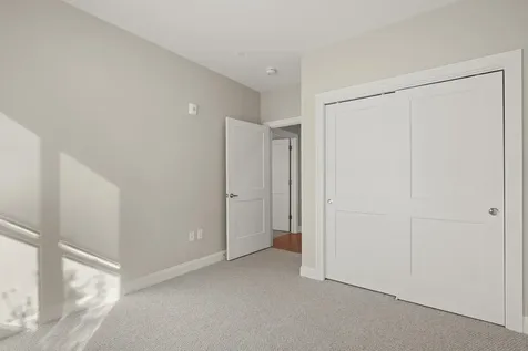 99 Foundry Place Portsmouth NH 03801