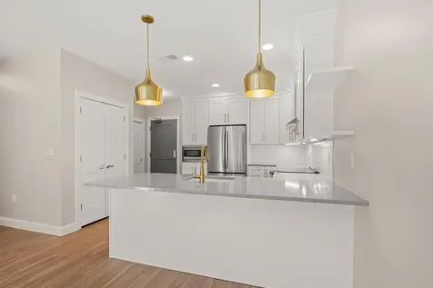 99 Foundry Place Portsmouth NH 03801