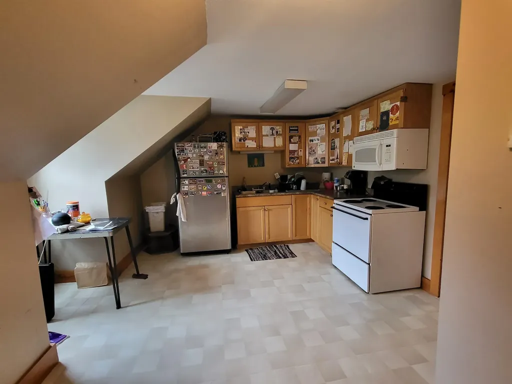 129 Elm Street St. Johnsbury VT 05819