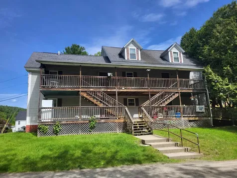 129 Elm Street St. Johnsbury VT 05819