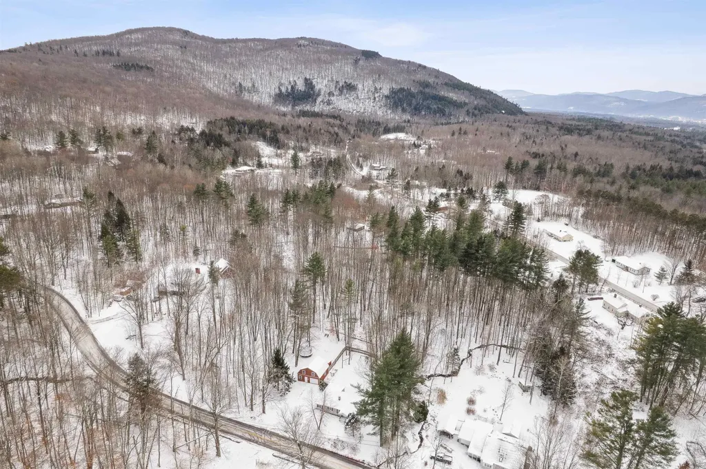 714 Notch Road Mendon VT 05701