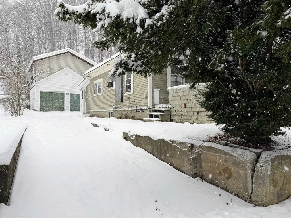 79 Merrill Street Springfield VT 05156