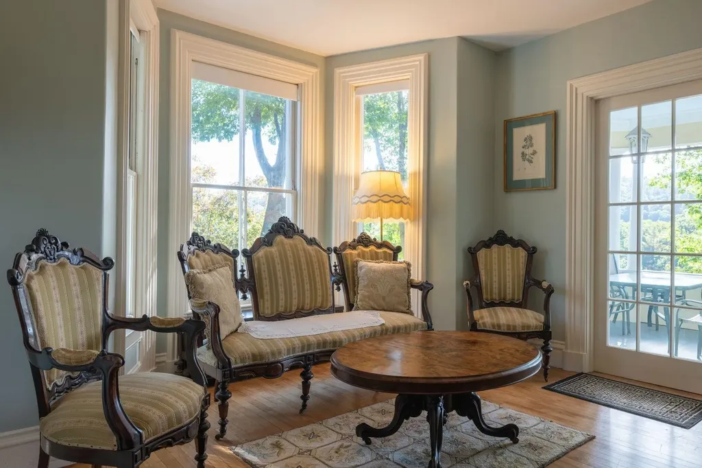 11 Cream Pot Hill Road Hinsdale NH 03451