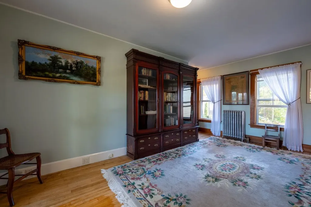 11 Cream Pot Hill Road Hinsdale NH 03451