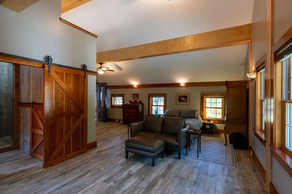 11 Cream Pot Hill Road Hinsdale NH 03451