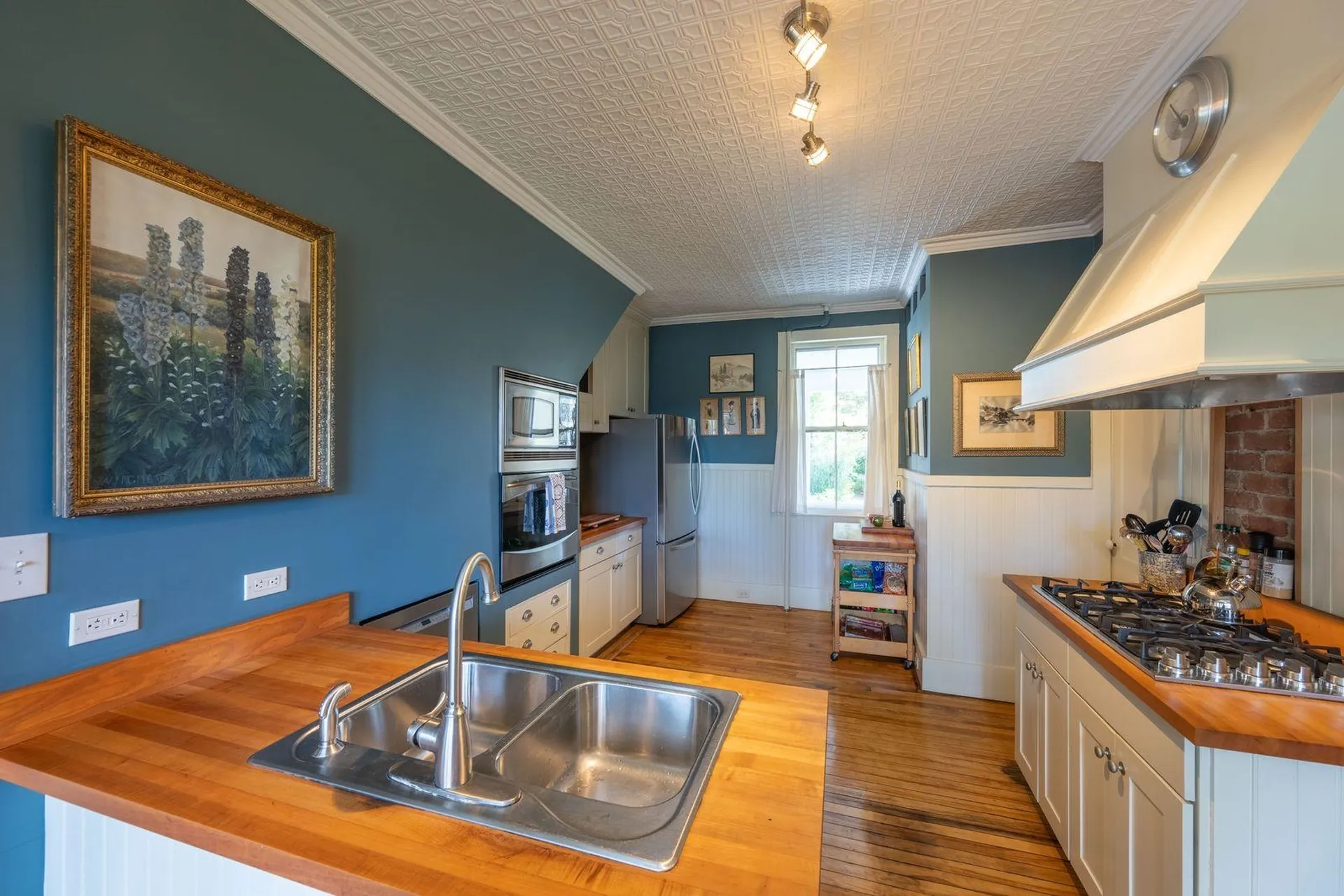 11 Cream Pot Hill Road Hinsdale NH 03451