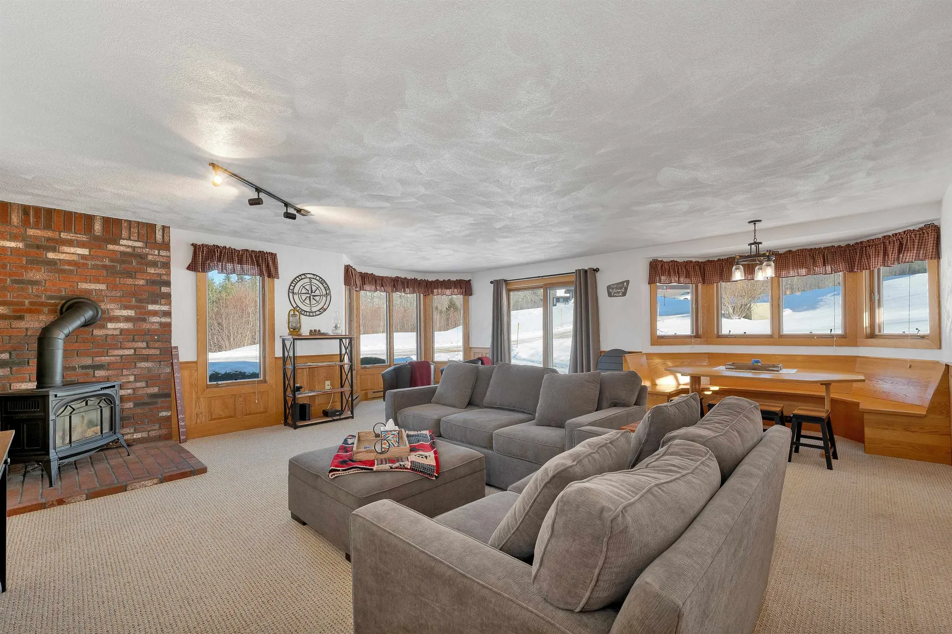 P61 Christmas Mountain Road Bartlett NH 03838