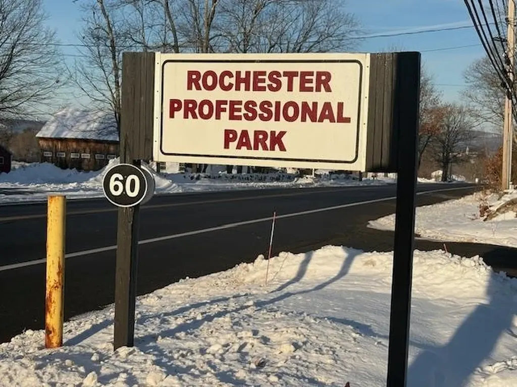 60 Rochester Hill Road Rochester NH 03867