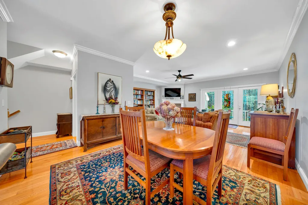 131 Court Street Exeter NH 03833