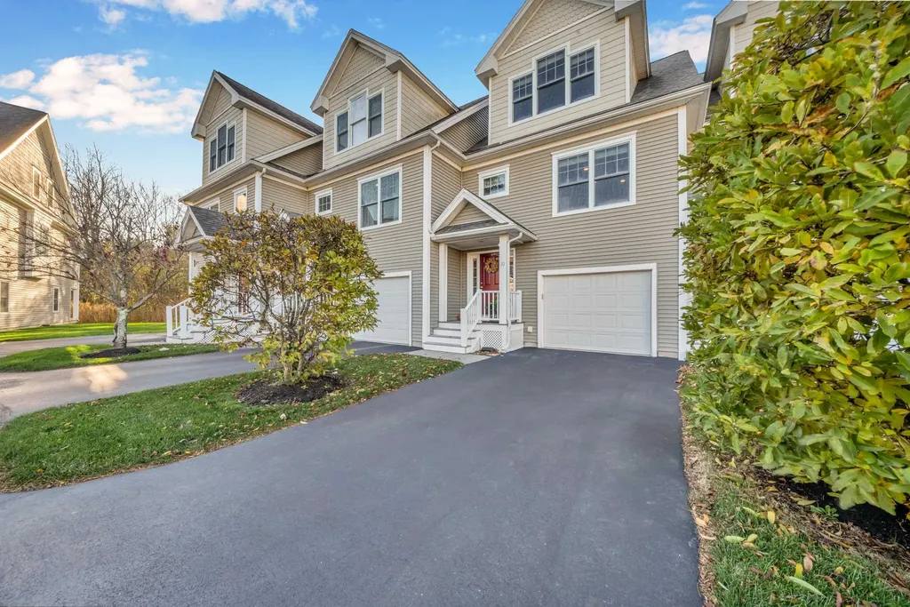 131 Court Street Exeter NH 03833