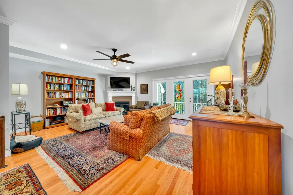 131 Court Street Exeter NH 03833