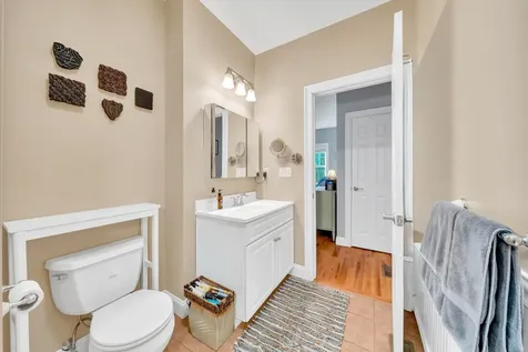 131 Court Street Exeter NH 03833