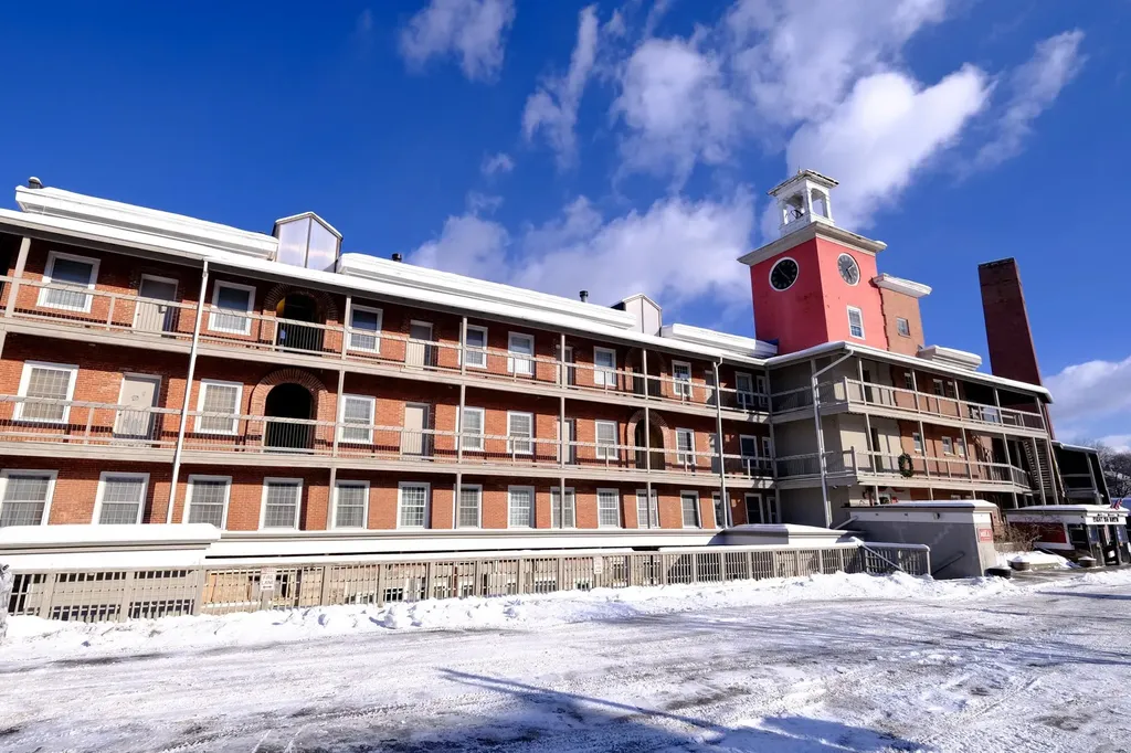 145 Main Street Ludlow VT 05149