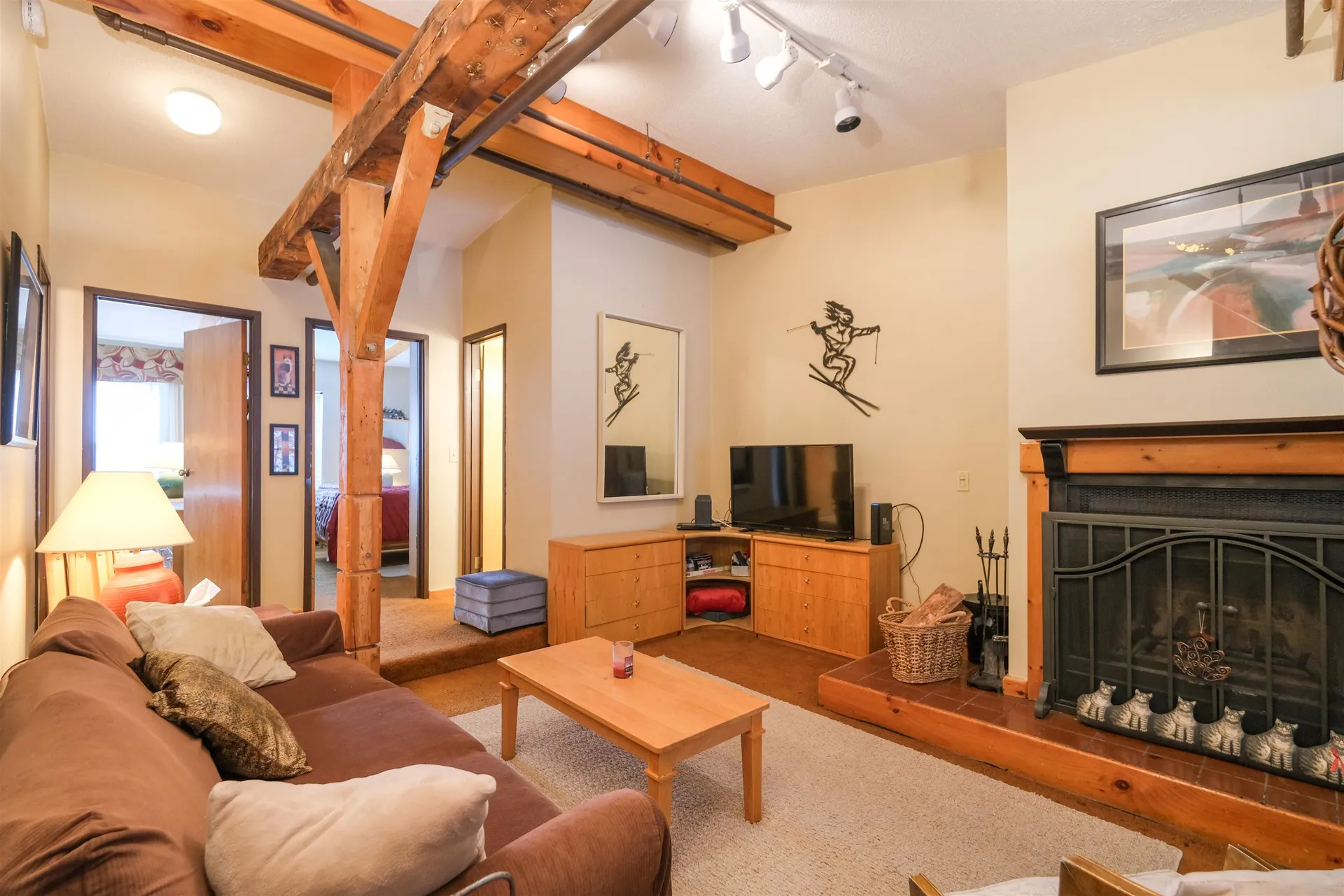 145 Main Street Ludlow VT 05149