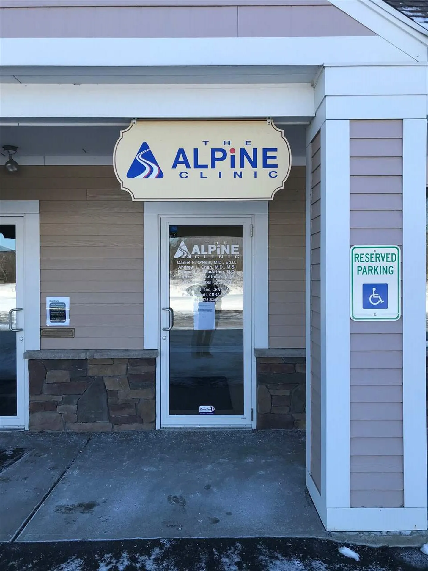 12 Yeaton Road Plymouth NH 03264