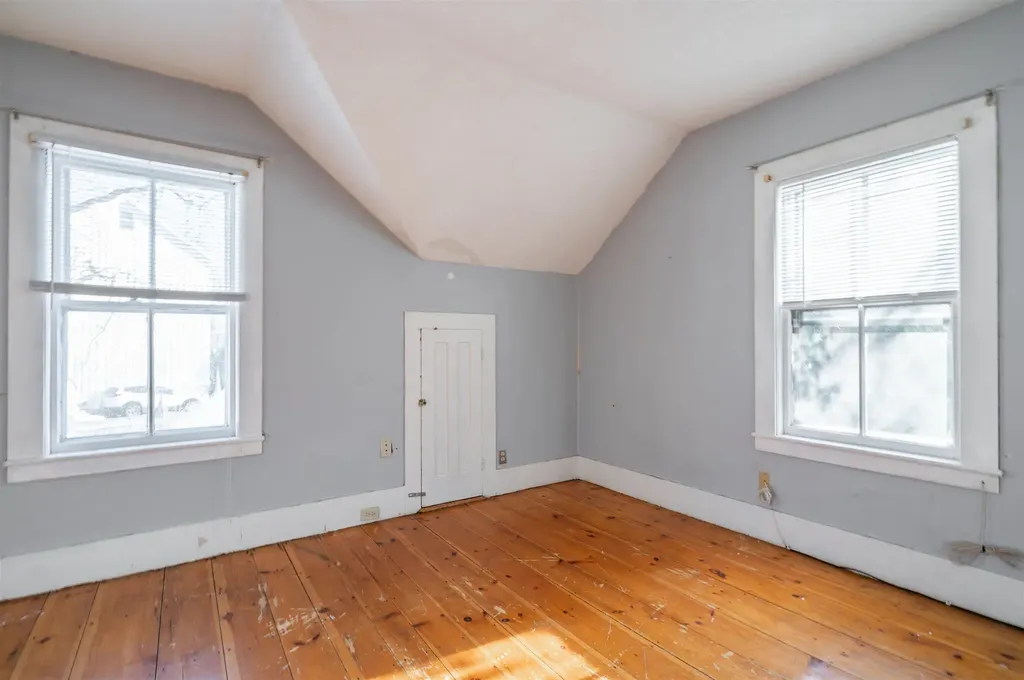 5 Merrimack Street Nashua NH 03064