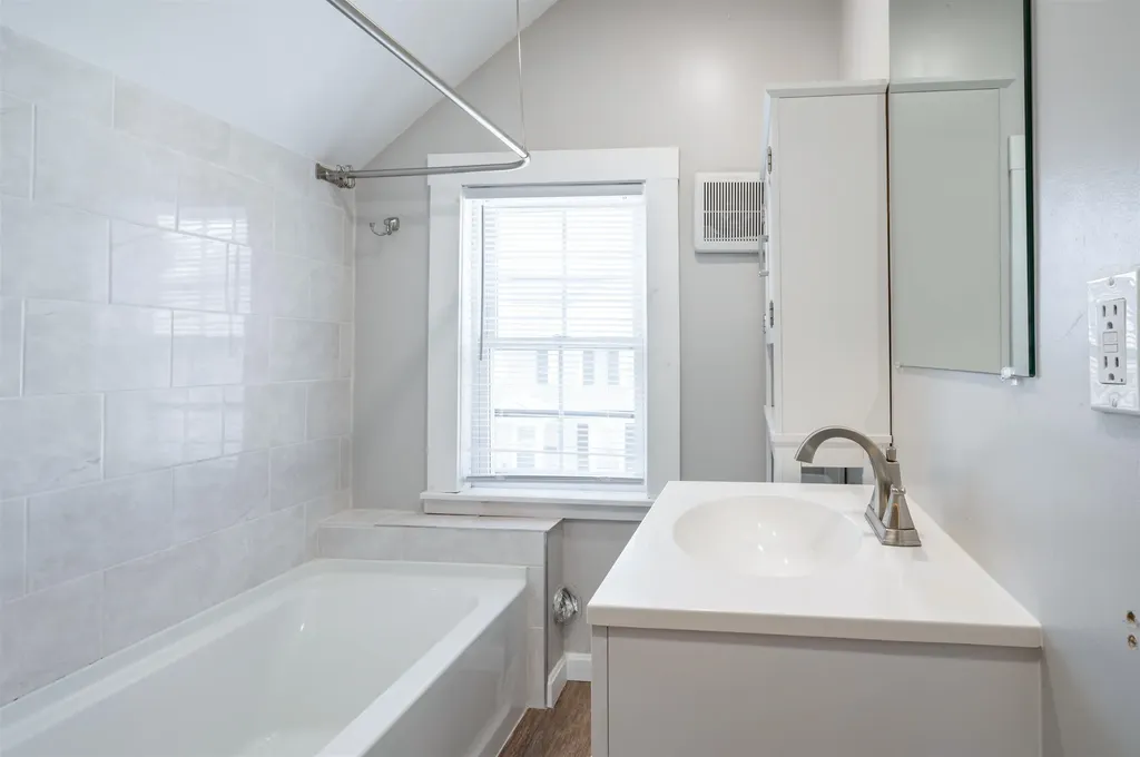 5 Merrimack Street Nashua NH 03064