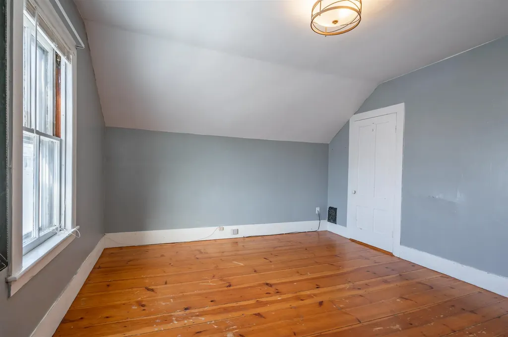 5 Merrimack Street Nashua NH 03064