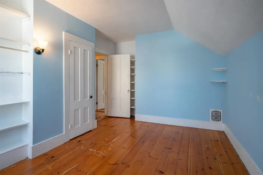 5 Merrimack Street Nashua NH 03064