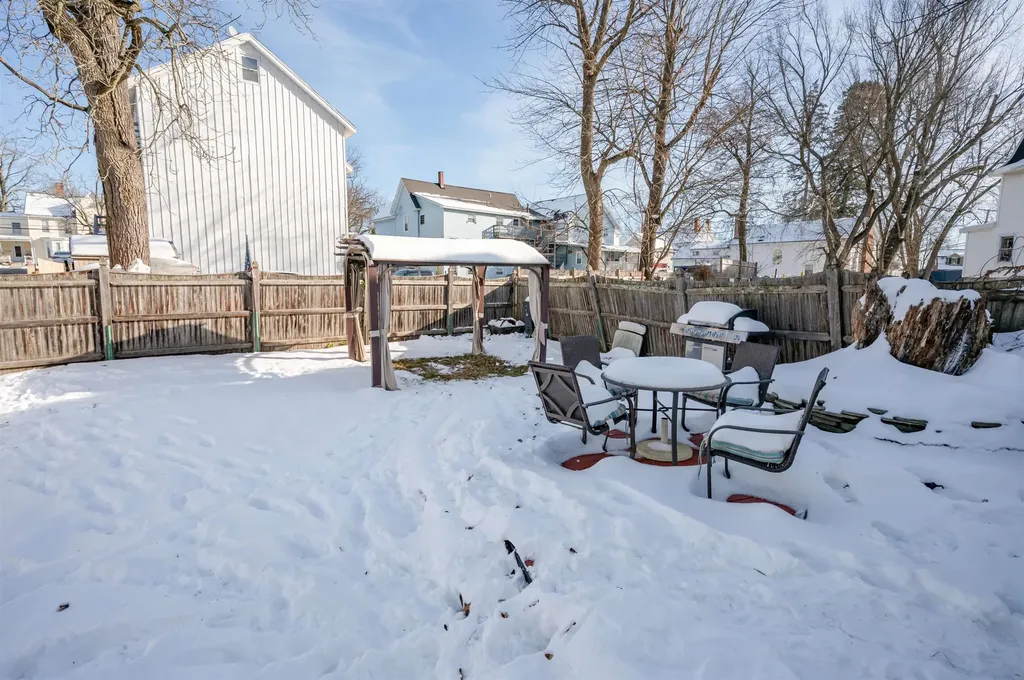 5 Merrimack Street Nashua NH 03064