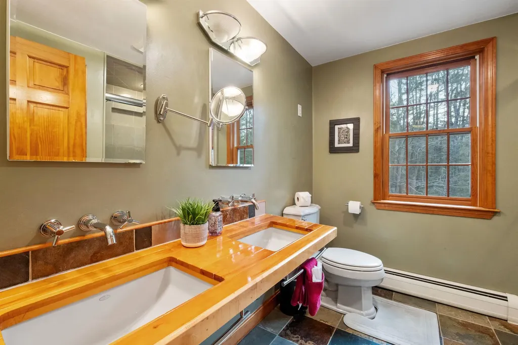 35 Merry Hill Road Barrington NH 03825