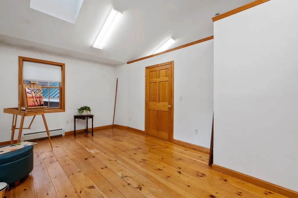 35 Merry Hill Road Barrington NH 03825